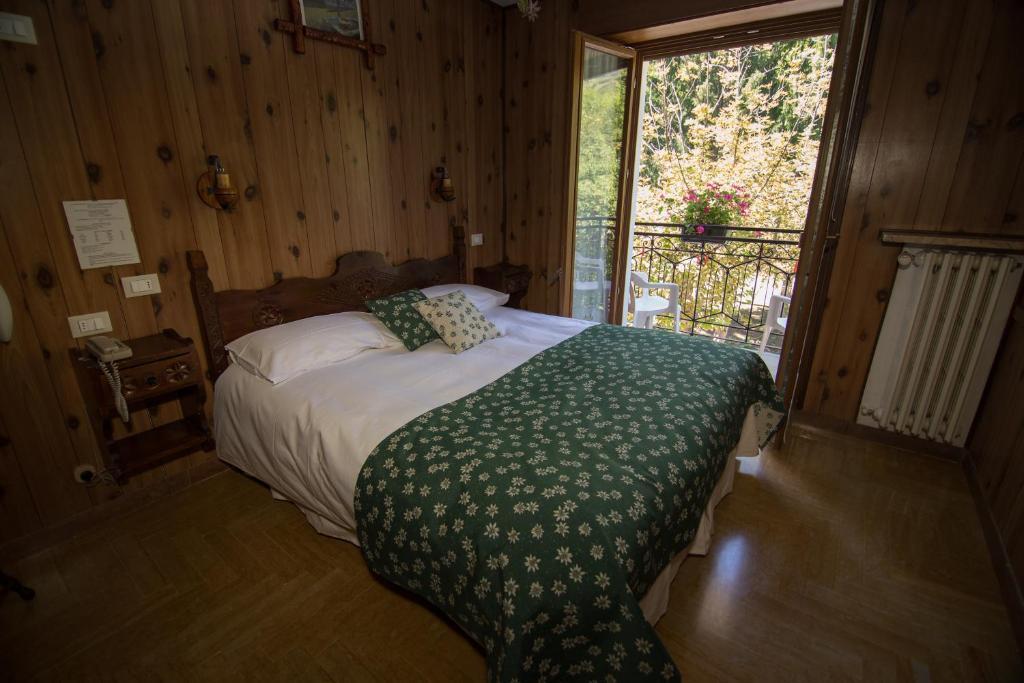 לימונה פיימונטה Hotel Edelweiss מראה חיצוני תמונה